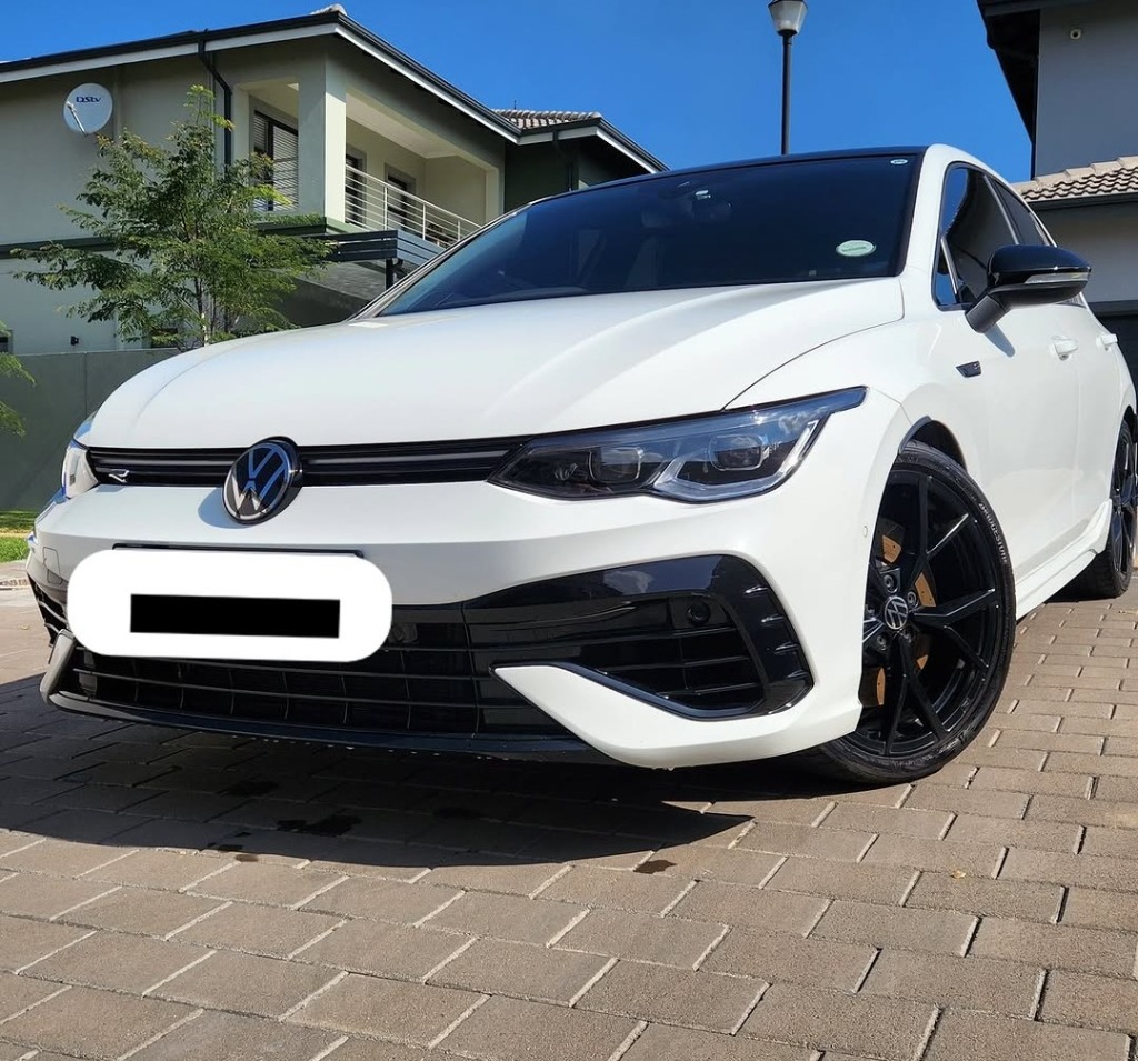 Volkswagen Golf 8 R